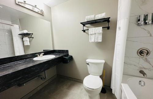 Sioux Lookout Hotel | Sunset Inn & Suites