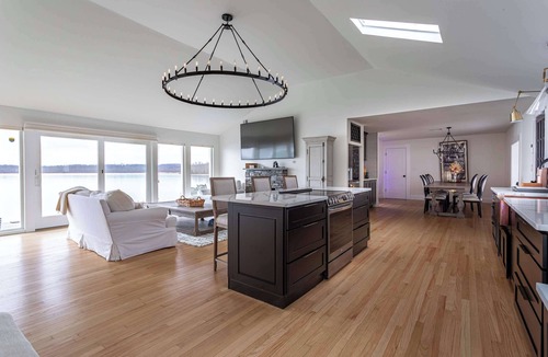 Middle Hope House | Sunset Lakehouse: Stunning Views + Lake Fun!