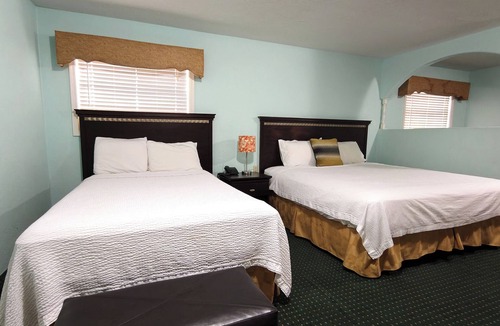 Elgin Hotel | Sunset Lodge Elgin Near U.S. 290 By Hotel O