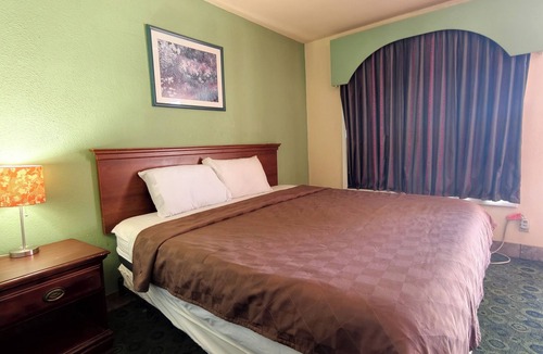 Elgin Hotel | Sunset Lodge Elgin Near U.S. 290 By Hotel O