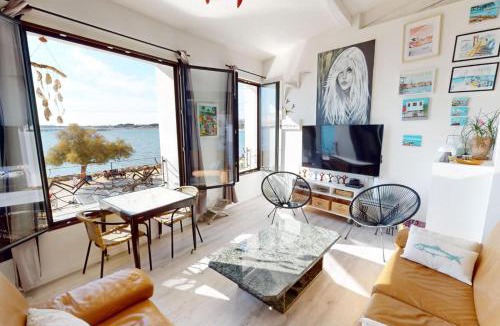 Bouzigues Apartment | Sunset lodge