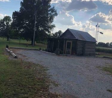 Clarksdale House | Sunset Log Cabin