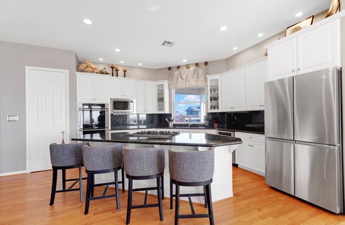 Jamaica Beach House | Sunset luxury:Boat lift, kayaksSleeps 12 - 5 bdrms