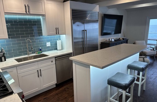 Central Malibu Condo | Sunset Malibu Road Premium Ocean Front Penthouse