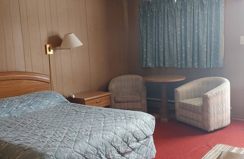 Schreiber Hotel | Sunset Motel