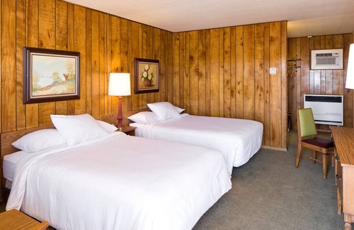 Moriarty Hotel | Sunset Motel