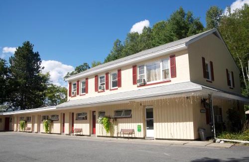 West Lebanon Hotel | Sunset Motor Inn