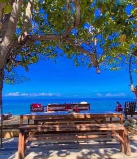 Moyo House | Sunset Moyo Bungalows