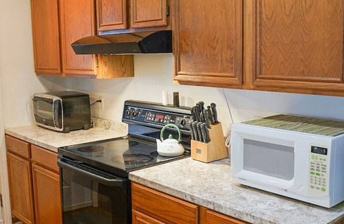 Town of Ledyard Cottage | Sunset Oasis Cottage