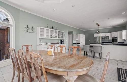 Cape Charles House | Sunset on the Rocks | 4BR Bayview Butler's Bluff Retreat w/Game Room + Pet Friendly