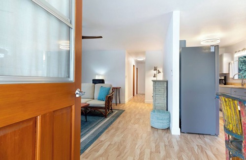 Kamuela House | Sunset Orchard Affordable Mid-Term Rental