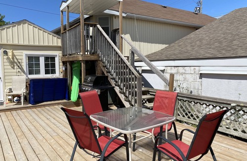 Sauble Beach Apartment | Sunset Paradise - Next to the beach with an amazing view!