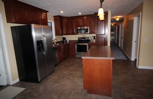 Dadeville Cabin | Sunset Peninsula at Lake Martin: Perfect Summer or Football Getaway