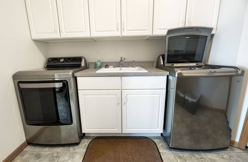 Tower House | Sunset Point on Lake Vermilion: 3BR Pet Friendly