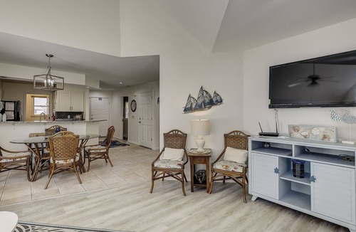 Shipyard Plantation Villa | Sunset Rentals | Colonnade Club 206