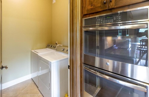 Franklin House | Sunset Reset