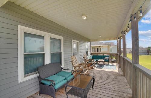 Terramar Beach House | Sunset Retreat