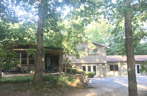 LaFayette House | Sunset Ridge, Awesome Group Retreat!