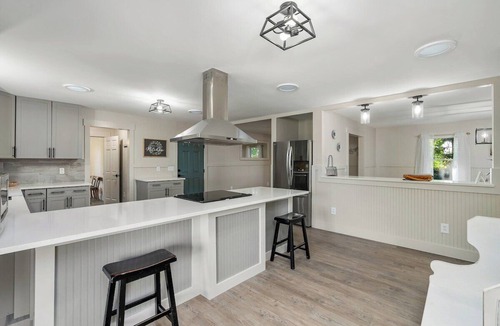 Seneca House | Sunset Ridge on Lake Keowee!
