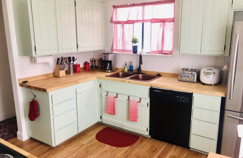 Crescent City House | Sunset Sanctuary