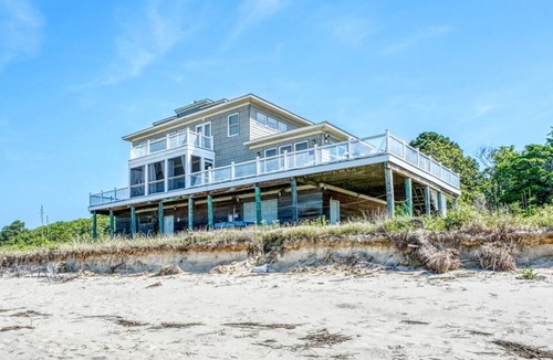 Picketts Harbor House | Sunset Serenity: 3500 sqft Waterfront Oasis On Private Beach - Sleeps 16