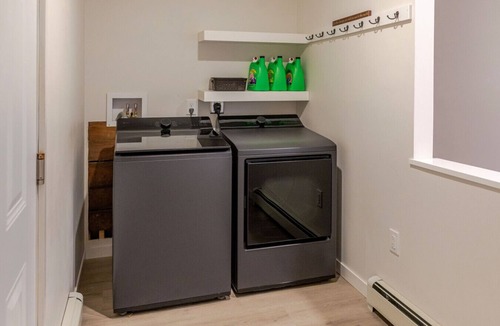 Ray Brook Apartment | Sunset Shores at Wolf Pond