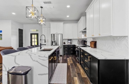 Mount Pleasant House | Sunset Shores Lake House - 4 BR