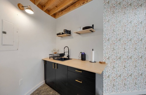 Denver Apartment | Sunset Silo at Natchez Trace