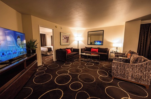 Whitney Ranch Hotel | Sunset Station Hotel & Casino