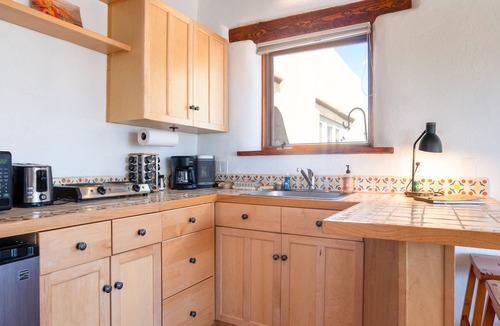 Arroyo Seco House | Sunset Studio - Arroyo Seco, NM
