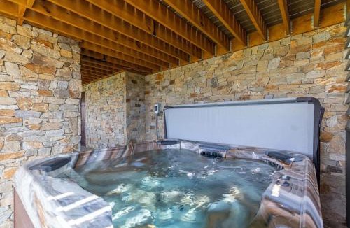 Elk Park House | Sunset Valley