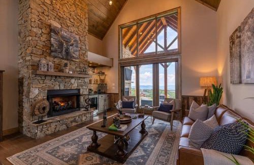 Elk Park House | Sunset Valley