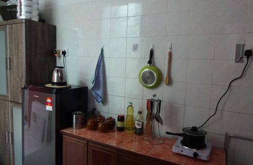 Batu Ferringhi Condo | SUNSET VIEW APARTMENT