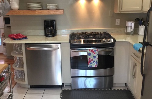 North Cape May House | Sunset View Beach Bungalow - Pets Allowed. Amazing covered deck and yard.