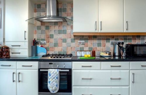 Llanfairfechan Cottage | Sunset View - Three Bedroom Cottage, Sleeps 5