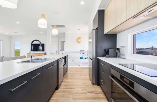 Seymour House | Sunset Views