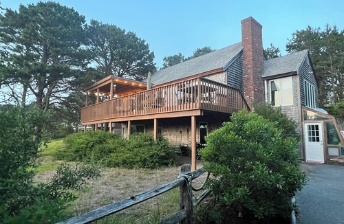 North Eastham House | Sunset Views - Cape Cod Bay.