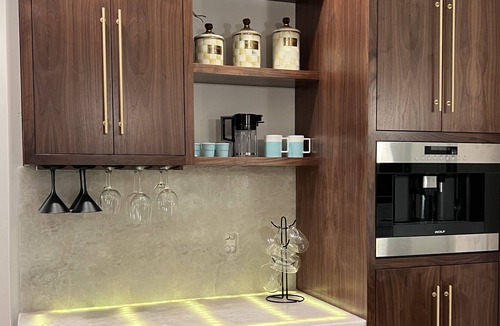 Copperopolis House | Sunset views from lakefront home!