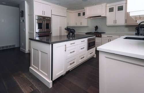 North Salt Lake House | Sunset Views! Indoor Sport Court, Pool table, Golf Course, 12 min to downtown
