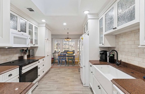 Jekyll Island House | Sunset views~Marsh trails~Bikes~Dedicated work space~Private Heated Pool