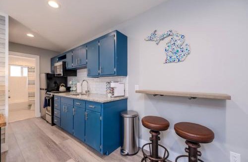 Bridgman House | Sunset Villa B4