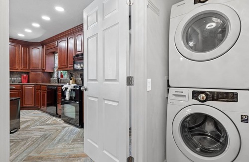 Eight Lakes House | Sunset villa downtown Cape Coral