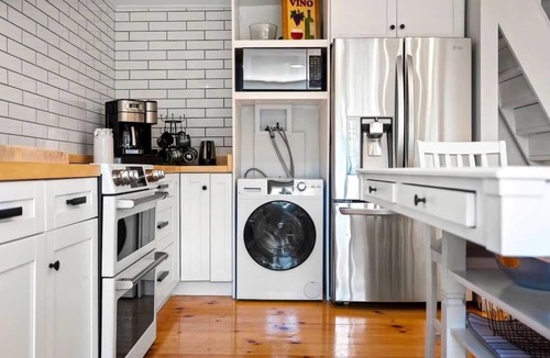 Newburyport Cottage | Sunset Waterfront Privacy Beach