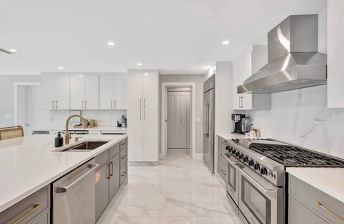 Wilton Manors House | Sunset Waterfront Villa Close to beach 4BDR