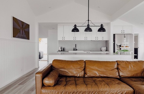 Traviston Villa | Sunset Waters | Luxe 3 bed 3 bath | Heated Pool