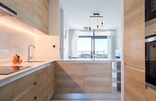 Benidorm Apartment | SUNSET WAVES sea & sky apartment
