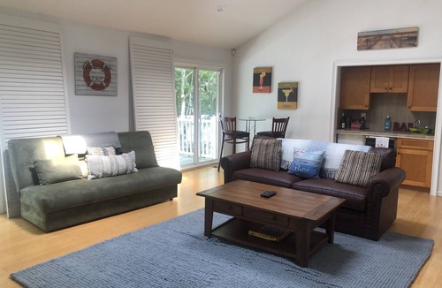 Lion Head Beach House | Sunsets and Serenity in Springs