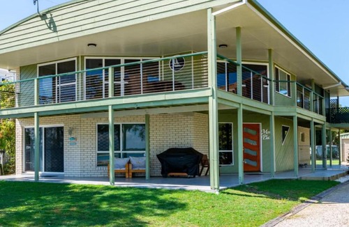 Bellara House | Sunsets from your front patio - Sylvan Beach Esp, Bellara