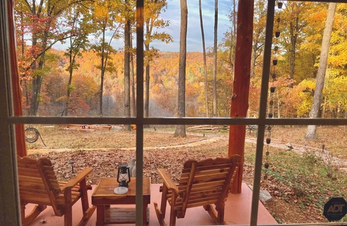 Eureka Springs Apartment | Sunsets ,Mountainviews Jacuzzi spa, Fireplace, Tv Public Lake access