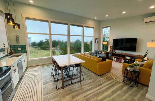 Grayland House | Sunsets, Ocean Views + Beach Path!